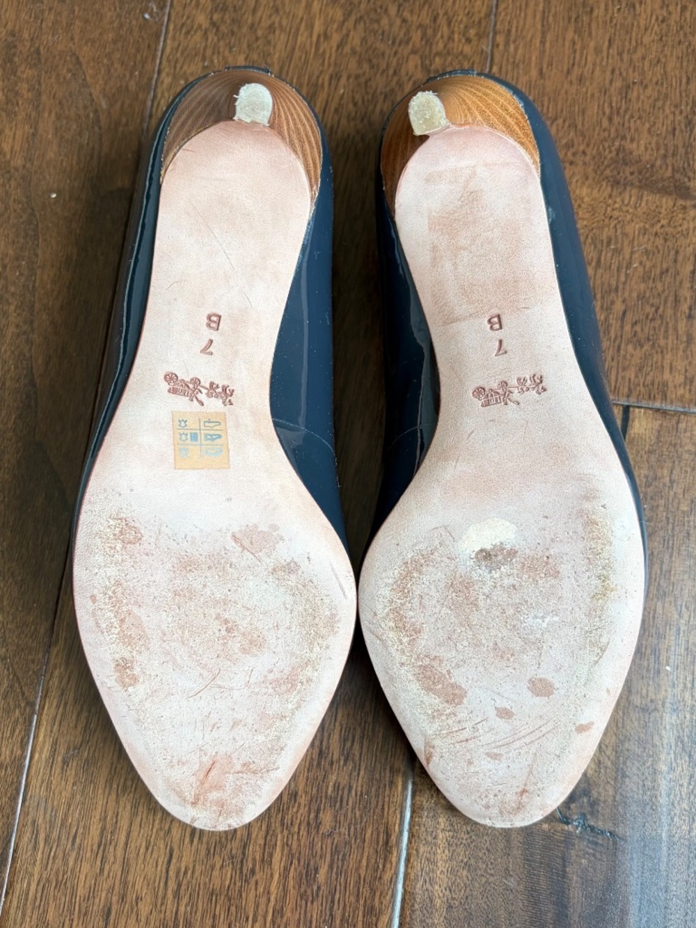 Coach Rosey Patent Leather Navy Blue Pumps - 7 - Picture 4 of 6
